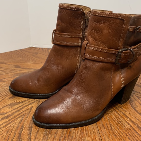SOFFT Wyoming ankle bootie - Picture 13 of 16